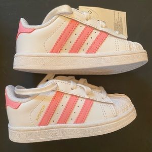 Girls Adidas Superstar white & pink size 7 toddler